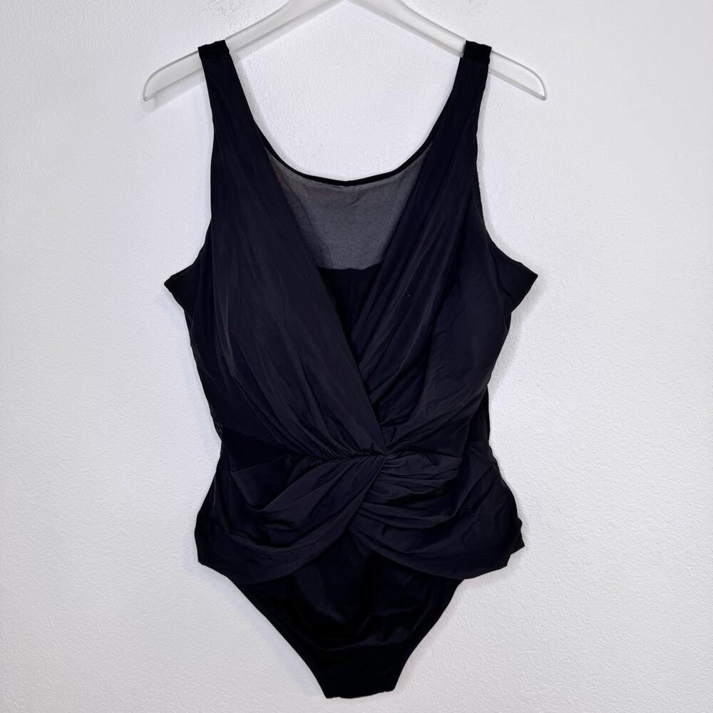 MIRACLESUIT Women Swimsuit One-Piece Size 22W Plus Black Slimming Beach Vacation